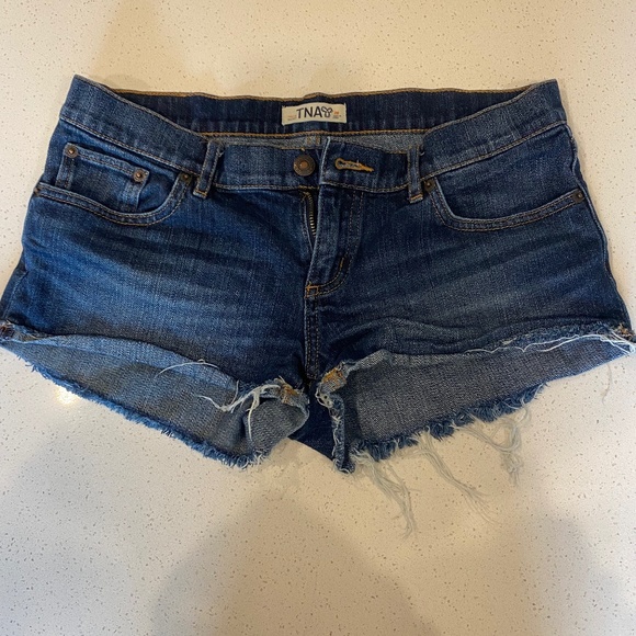 TNA Shorts - Picture 1 of 3